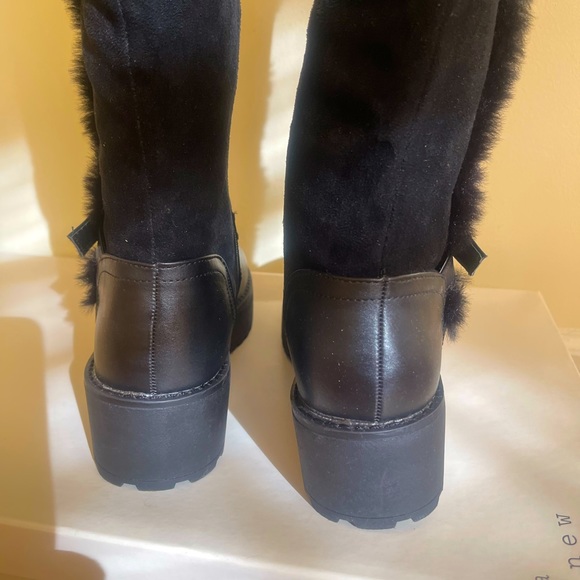 NWT wanted velvet, fur , leather Boots for women - Picture 7 of 12